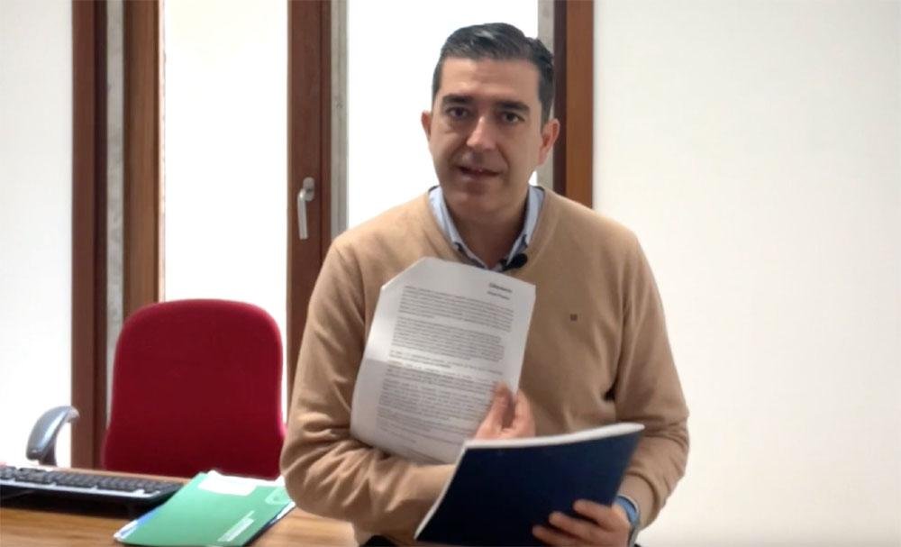 Pedro J. Cabrera, tras su intervención.