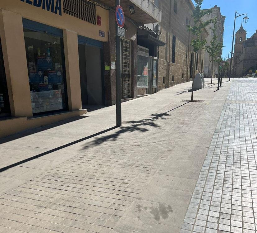 Vista de la Corredera de San Fernando peatonal.