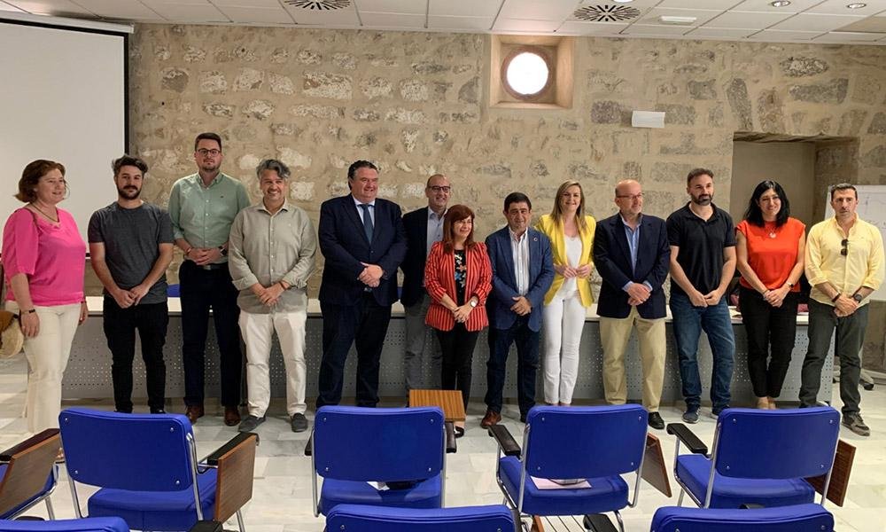 Acto de constitución de la nueva junta directiva de Tubba.U.C
