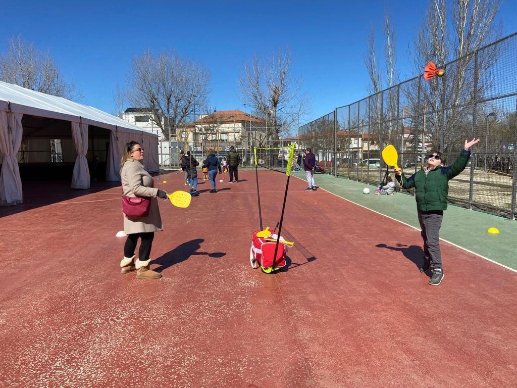 Niños y padres disfrutando de una de las actividades.// María Alcántara.