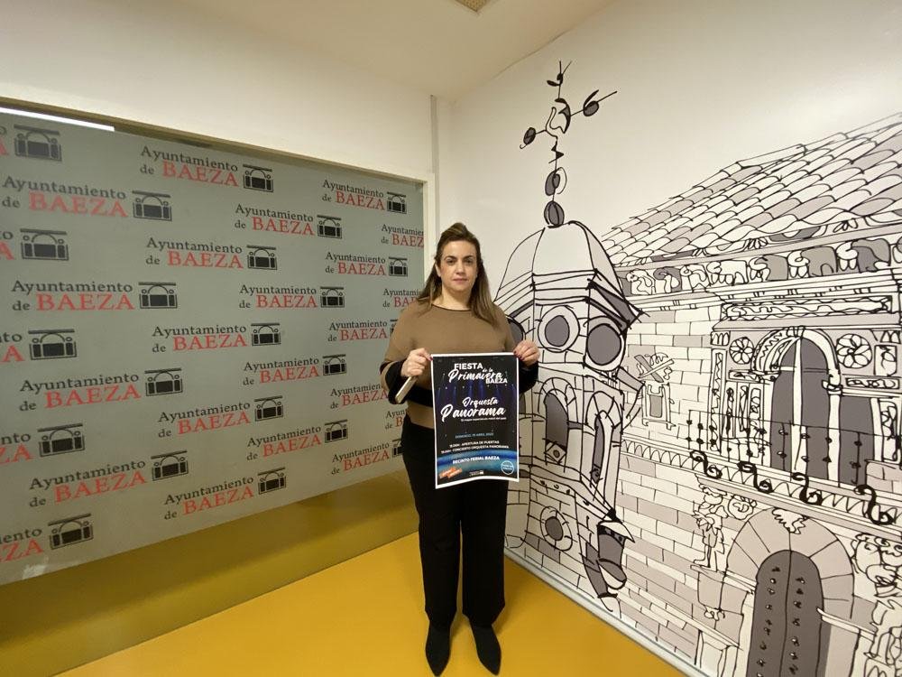 Beatriz Martín, durante la presentación de la Fiesta de la Primavera.