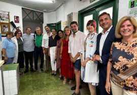 Visita de la delegada al consultorio de Rus.