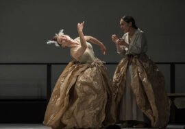 espectáculo Antípodas, de Florencia Oz e Isidora O’Ryan.