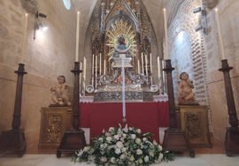 La Virgen de Guadalupe, en su altar de cultos.