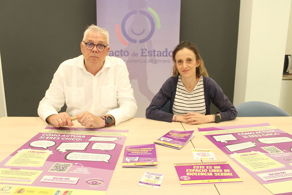 Blas Ruedas y Francisca Isabel Millán, en la presentación del Protocolo.