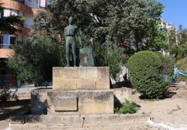 Obras en la zona ajardinada de la calle Torrenueva