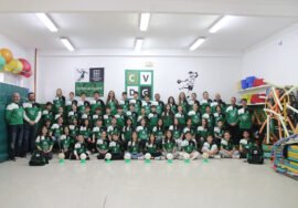 Presentación equipación de balonmano del colegio Virgen de Guadalupe.