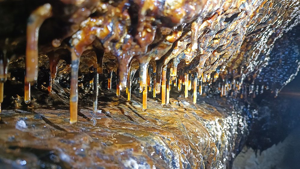 Imagen de las minas de agua de Torreperogil