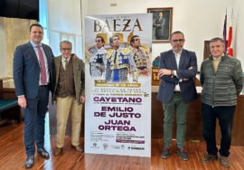 Presentación del cartel de la VI corrida del Renacimiento.