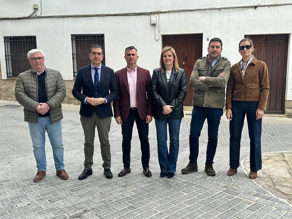 Visita a las obras ejecutadas con cargo al Plan Provincial de Obras y Servicios de Diputación.