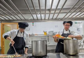 Alumando de la Escuela de Hostelería Hacienda la Laguna