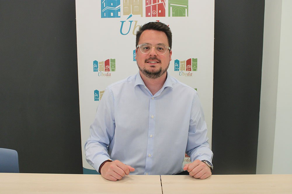 El concejal de Deportes del Ayuntamiento de Úbeda, Francisco Javier Lozano