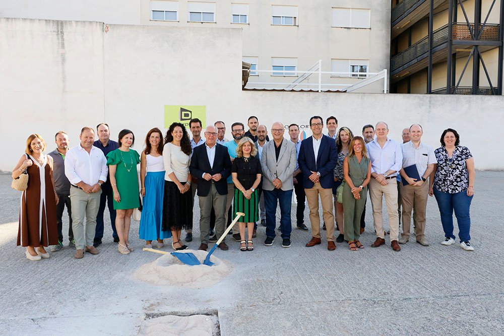 Primera piedra para las nuevas instalaciones del SAE y del SEPE en Úbeda.