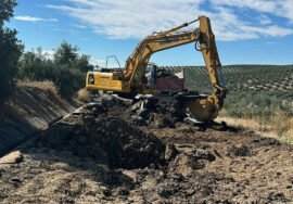 Obras en la A-6104, en Baeza.