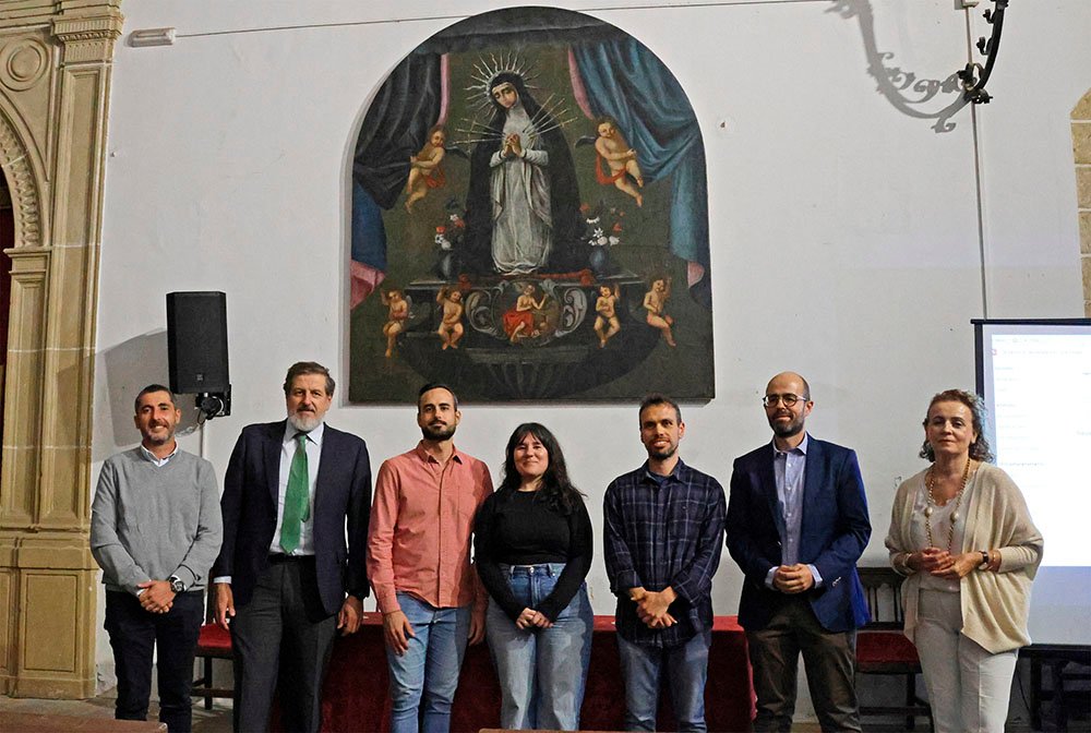Presentación de la restauración del cuadro Virgen de la Soledad.