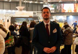 El diputado de Promoción y Turismo, Francisco Javier Lozano, en Fitur 2026.