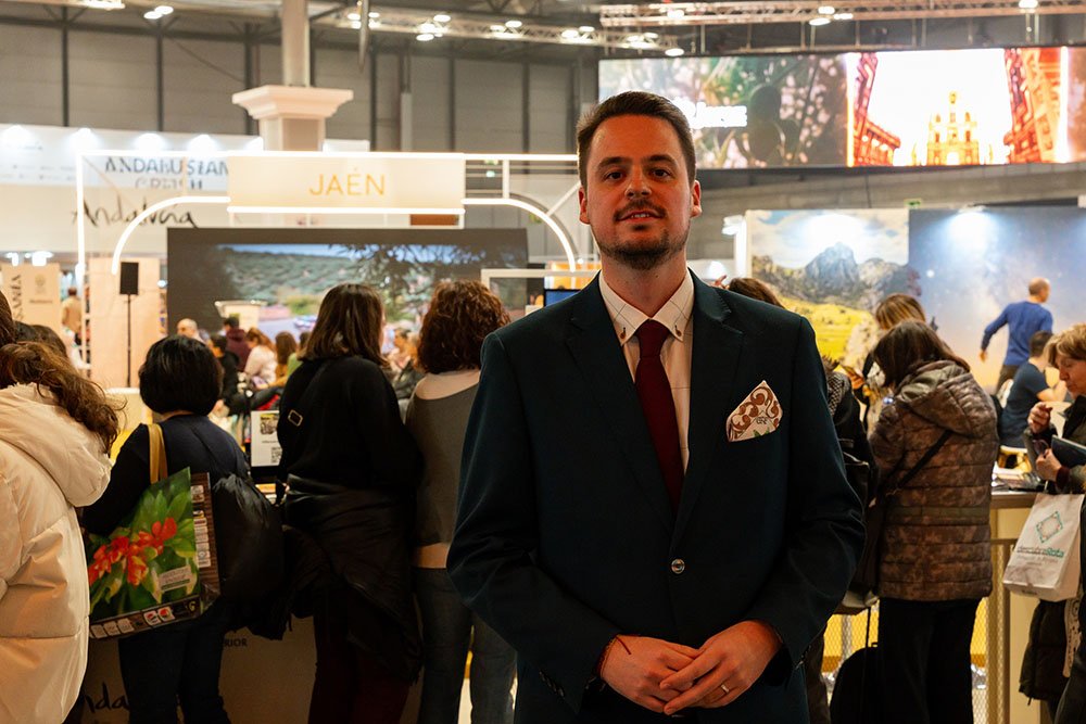 El diputado de Promoción y Turismo, Francisco Javier Lozano, en Fitur 2026.